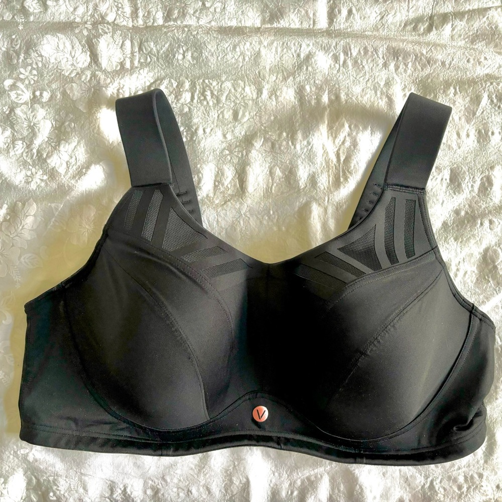 Lane Bryant Livi sports bra almost brand new